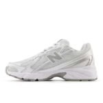 New Balance 740 White Silver Metallic - Image 3