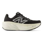 New Balance Fresh Foam More v5 black & white