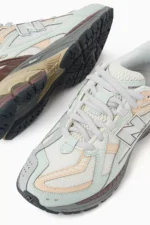 New Balance Unisex 1906 Low-top Sneakers in Mixed Fabric - Image 2