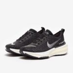 Zoom X Invincible 3 Black White - Image 2