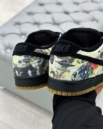 Nike SB Dunk Low x Supreme Rammellzee - Image 4