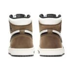 Air Jordan 1 Retro High Dark Mocha - Image 3