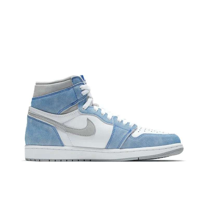 AirJordan1RetroHighOGHYPERROYAL_6.jpg Air Jordan 1 Retro High OG HYPER ROYAL - Image 1
