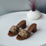 Gucci Horse Block Heel in Brown