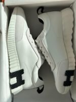 Hermès Women's Stylish Sneakers White - Image 2