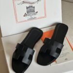 Hermès Oran Women's Slippers Black