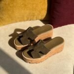 Hermès Eze 30 Oran Sandals Green
