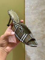 Burberry 65mm Mews Sandals Green