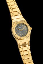 Audemars Piguet Royal Oak Lady Quartz 23mm In Gold, And Black Dial - Image 2