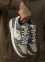 Nike SB Dunk Low Beige Brown - Image 2