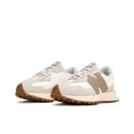 New Balance 327 Moonbeam Driftwood - Image 3