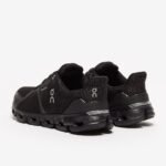 On Cloudflyer All Black - Image 4