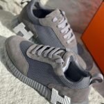 Hermès Women's Stylish Sneakers Grey