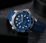 Omega Seamaster Diver 300M With Rubber Belt - Image 4