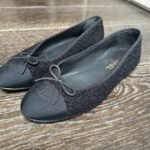 Chanel Ballet Flats With Cap Toe In Black