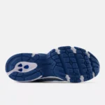 New Balance 740 Ice Blue - Image 4